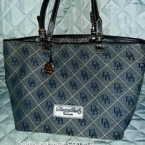 Dooney & Bourke handbag